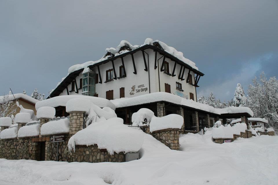 Hotel San Giorgio Альтипьяни-ди-Арчинаццо Экстерьер фото